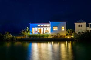 Sea Zen and Mistico Beach Club plus Boat Shuttle