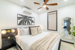 Cats Cradle and Mistico Beach Club plus Boat Shuttle