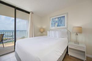 Gulf Shores Surf & Racquet 703C condo