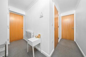 Cosy 2-Bed Apartment Central Edinburgh Sleeps 4