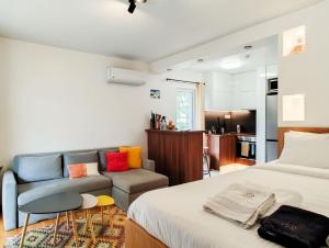Coastal Studio in Palaio Faliro