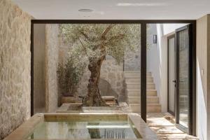Villa Hermossa with Private Pool in Balearic Islands