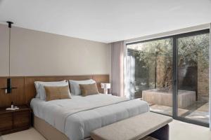 Villa Hermossa with Private Pool in Balearic Islands