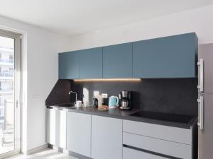 Spacious apartment near beach