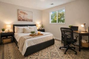 4 Min Drive Downtown - 7 Min Walk to Golden Belt