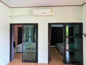 Monday home2 บ้านพักใกล้แหลมแม่พิมพ์