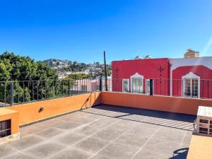 Apartment with large terrace in Historic Center