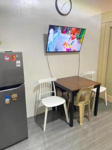 Uzziels Place at Sea Residences