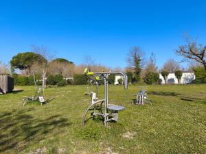 Bungalow camping 4 étoiles, piscine chauffée, clim