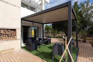 maison dhôte luxueuse avec piscine, jardin et petit dej inclus