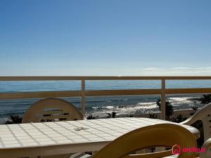 Playa Dorada Vibes 1