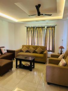 New Central Kochi Living - Kaloor