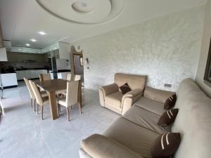 Villa familiale avec piscine à Agadir Golf