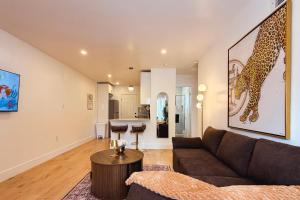 Luxury-Style Miami Suites - Spacious & Central