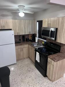 Stylish 1BR w Free Parking, near Wynwood & DT