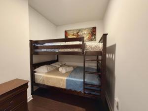 10 Beds Townhouse recently renovated