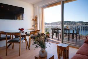 Vue Panoramique Exceptionnelle Mer, Montagne et Village l T2 Luxueux