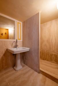 Castello Holiday Suite - Luxury Apartment