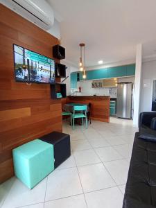 Apto Itaguá com piscina, churrasqueira, Wi-Fi e Ar Cond
