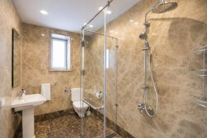 Stunning 2BR in Downtown Walk to Tahrir