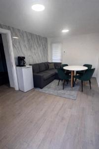 Fresh Time Apartment