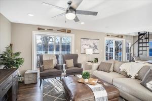 The Kelleys Lakefront Escape LOTO