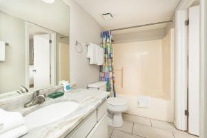 Phoenix V 411 condo