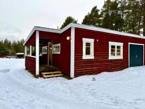 Rustic wooden house in Lillhärdal