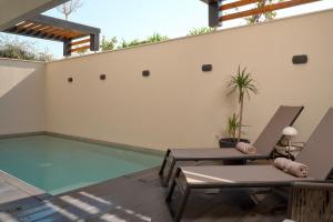 Luxury Apartment with Private heated pool - Žnjan Beach ANGALA