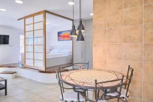 Sunshine Suite