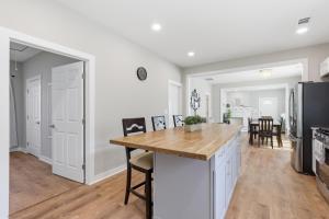 The Runway Retreat - 8 minutes to ATL Airport!