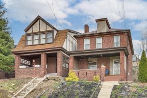 3 Mi to Dtwn! Family-Friendly Mt Washington Home