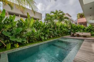 Kulu Villa 4BR Luxury Villa with Rooftop - Uluwatu