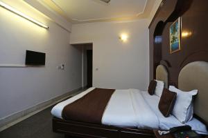 Hotel O Gold Palace