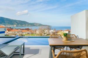 Videre Golden Private Pool Suites