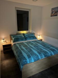 App & big jacuzzi & EV charging