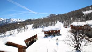 Résidence Parc Aux Etoiles - PARC AUX ETOILES -CH07- AVEC PISCINE ET SAUNA-Chalet dup MAE-2214
