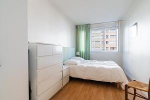 Spacious family flat 2bdr close to Eiffel Tower