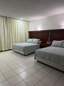 Brisas Cancun ZH BeachFront Apartment