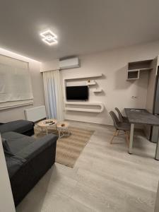 Comfy and stylish apartment 3