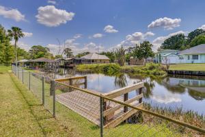Dock! Waterfront Anglers Oasis in Lake Placid