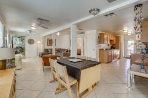 Shop and Dine! Getaway 3 Mi to Old Town Scottsdale