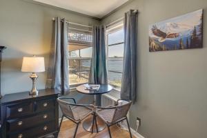 Bagnell Strip Adventure Hub with Patio and Lake Views