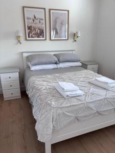 Cedars Lodge at Red Sheds Villa, Portarlington