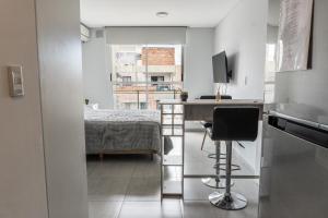 Hermoso monoambiente con balcón - excelente ubicación con wifi rápido