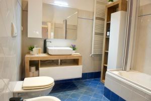 Centralissimo - 1 min dal Duomo - 200sqm - Sleeps 6-8 - Vista Duomo