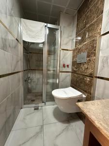 serenity suit family otel konyaaltı