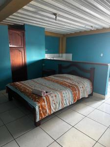 Hotel y cafe Bola Roja