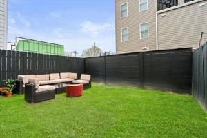 DC Apt 2BR 2BA