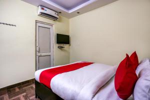 Hotel O Ashish Residency